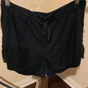 Shorts. Caslon brand. Linen black comfortable shorts